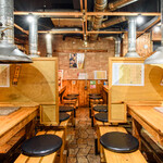 地鶏食堂じん. - テーブル席