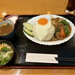 アジアンビストロ ローカル - 