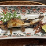 比良山荘 - 鮎の香味焼き（醤油で焼く）　ミズ（山菜）