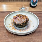 La Stalla - 宿儺かぼちゃに鮭白子の魚醤マリネ。宿儺かぼちゃは皮が薄くとても口当たりが良いのです