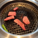 炭火焼肉 石垣庵 - 