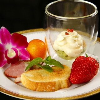 フルーツカクテルバー しゃるまんばるーる_2