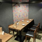 谷六おみかん - 奥の