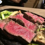ステーキ&ハンバーグそして勝揚げ 肉山 - シャトーブリアン300g