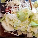 マリモ - ジンギスカンと野菜と豚ロース