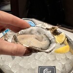 Oyster bar & Bistro Wharf 有楽町 - 