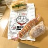 コイサンベーカリー - 北海道サーモンフライコッペ、昭和の揚げパン・シュガー、練乳ミルク