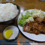 ハンター - 豚の生姜焼きと飯大盛り