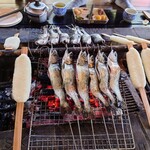 いろり焼 大柳 - 山女魚、五平もちのセット！炭火囲炉裏を前に自分で焼くスタイル！！