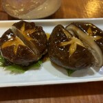 居酒屋食堂 ドデノ メヘヤッコ - 椎茸の肉詰め