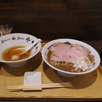 NIBOSHI MANIA - ネオサンマ・ドニボプレッソ 着丼