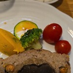 キッチン ブルー グローブ - 備え付け野菜のアップ