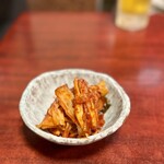 焼肉 5番街 - キムチ