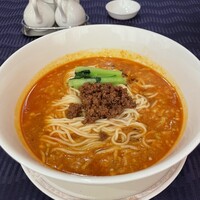 赤坂 四川飯店 - 担々麺　1400円