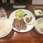 牛たん料理 閣 - 