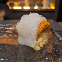 赤坂 鮨大谷 - バフンウニと剣先イカ
