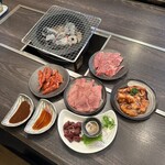 七輪焼肉 炭や - 