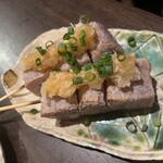 タレ焼売 ろくし - マグロ串 これ、めっちゃ美味い