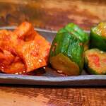 楽韓堂 - キムチ盛り合わせ