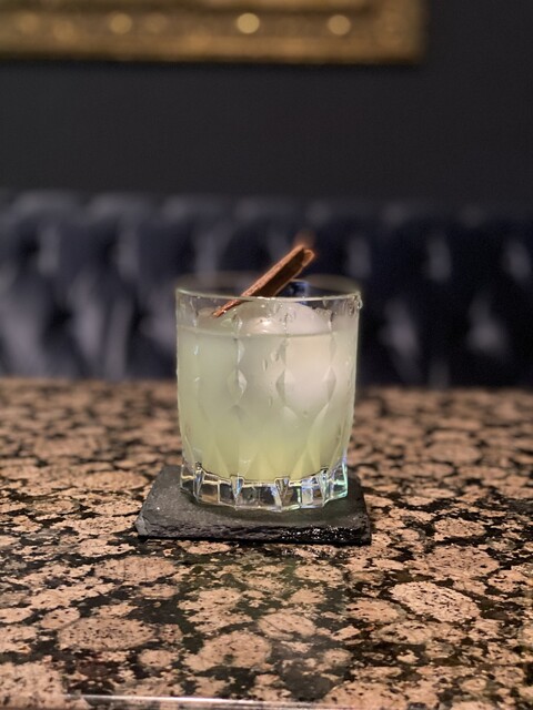 Casual Bar Double Tomahawk photo 3