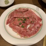 焼肉 鶯谷園 - カルビ（タレ）　1,045円