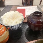 前田亭 - 大盛りごはんにお味噌汁♡