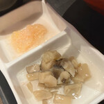 麺や いま村 - レモン生姜と、きのこのオイル煮。味変にはレモン生姜だが全く味が変わる。