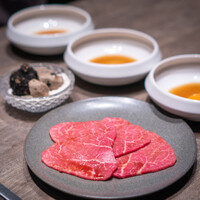 焼肉うしごろ 池袋店 - シャトーブリアンのすき焼き トリュフ添え