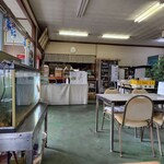 ドライブイン化粧坂 - 店内