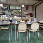 ドライブイン化粧坂 - 座席