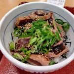 なか卯 - 料理写真:カツオのたたき丼小盛り650円。
