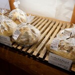 Saint Honore - 店内新鲜面包