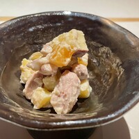 夏下冬上 - 秋の味覚のしらあえ。ゆでピーナッツの食感がクセになる。