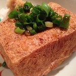 串揚げ ばかたれ家 - 揚げ豆腐はかりかりふわふわです。