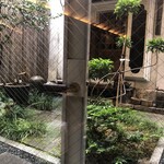 鍵善良房 - 店内からの眺め