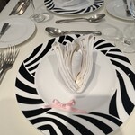 Le Puits d’or 金の井戸 - 