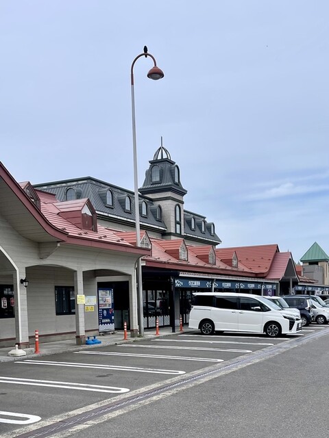 ウミヨコ直売所 岩城みなと（道の駅）｜秋田・由利本荘の地元食材を堪能