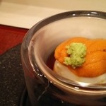 蓬左茶寮 - 湯葉の無添加雲丹のせ
      