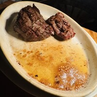 カルネジーオ イースト - 