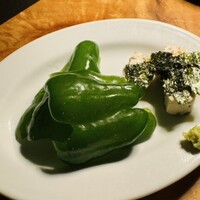 カルネジーオ イースト - 