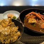 鉄板焼 石狩 - ガーリックライス・活伊勢海老の赤出汁