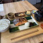 はちマル食堂 - 