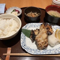 伊豆の旬 やんも 丸の内店 - 
