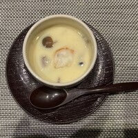 浜松町 鮨 すし門 - 茶碗蒸し（しめじと梅）