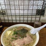 伊達屋 - 塩ラーメン大盛りバタートッピング