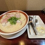 らぁ麺つけ麺Lab すすりどき - 