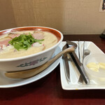 らぁ麺つけ麺Lab すすりどき - 