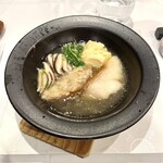 トロワフレーシュ - 