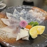 泳ぎとらふぐ活蟹料理 あじ平 - 