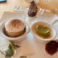 クイーン・アリス 横浜店 - 
